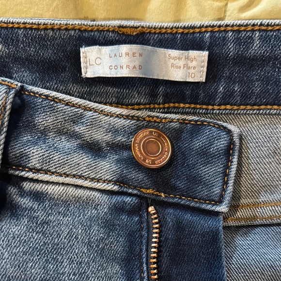 LC Lauren Conrad Blue Flare Wide Leg Jeans - Picture 2 of 7